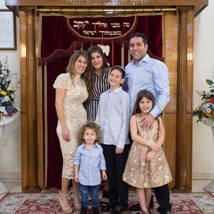 Meet your Posher, Eli